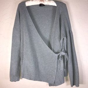 Vici grey wrap sweater. Medium. Gently used